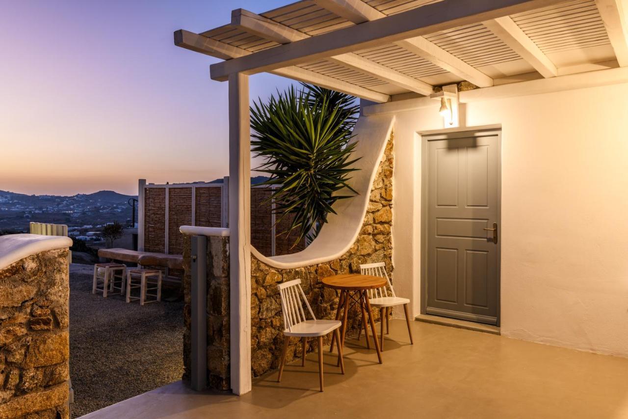 Mykonos Supreme Comfort Suites & Villas Kalafatis Exterior photo