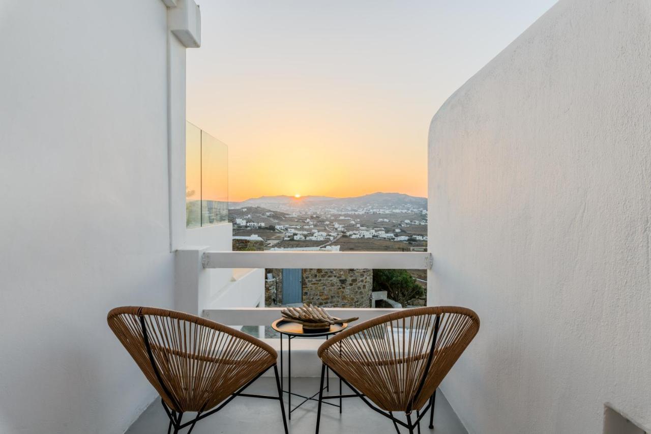 Mykonos Supreme Comfort Suites & Villas Kalafatis Exterior photo