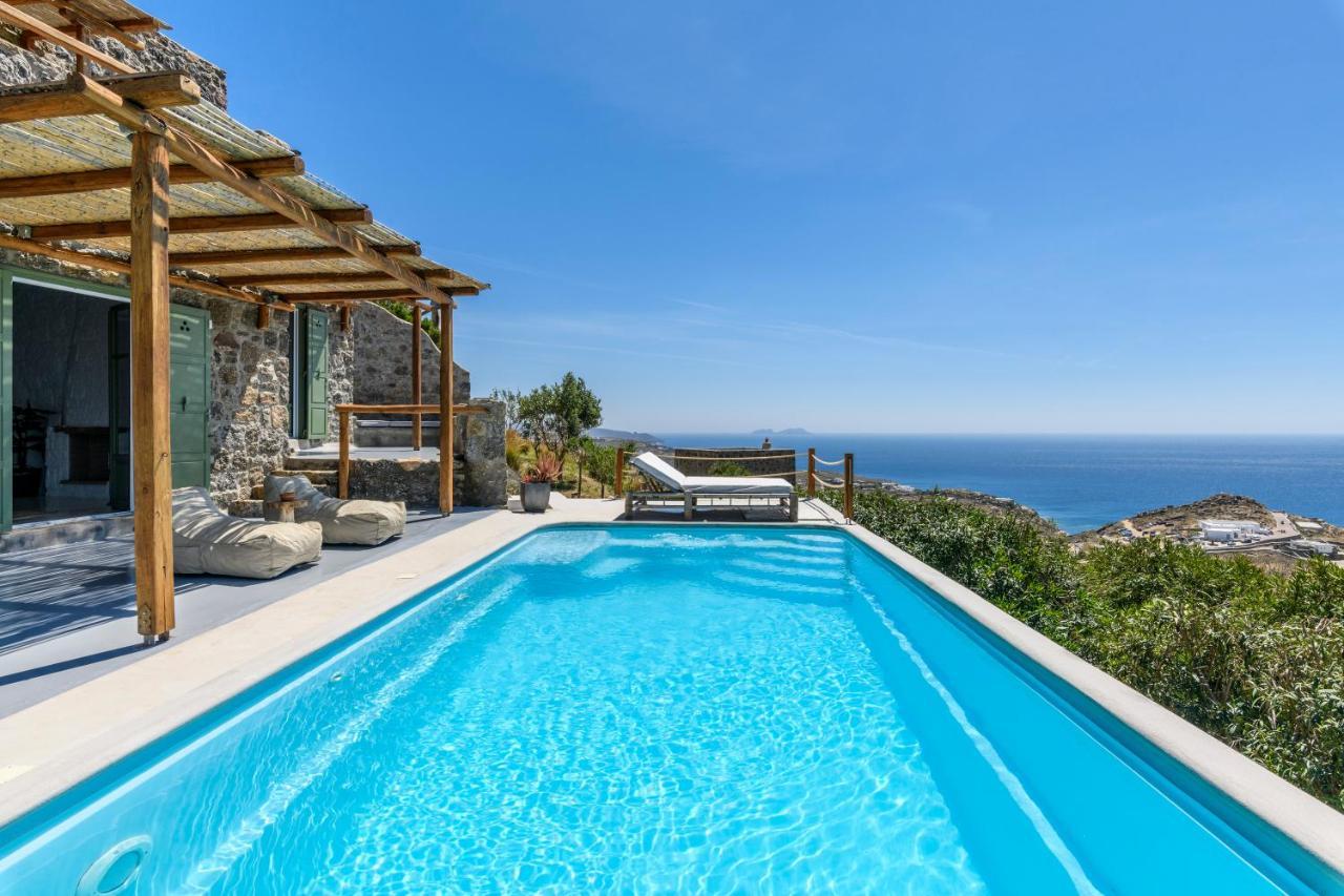 Mykonos Supreme Comfort Suites & Villas Kalafatis Exterior photo