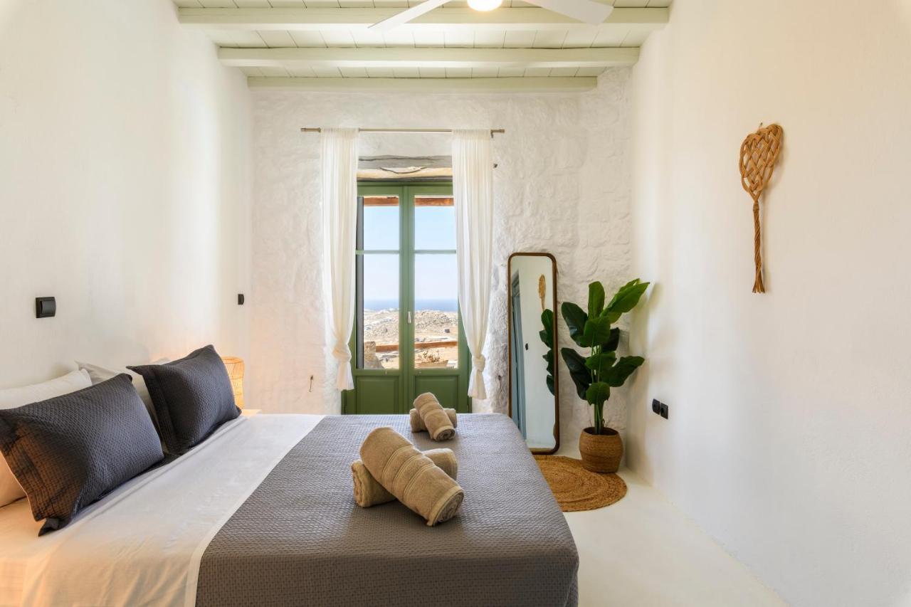 Mykonos Supreme Comfort Suites & Villas Kalafatis Exterior photo