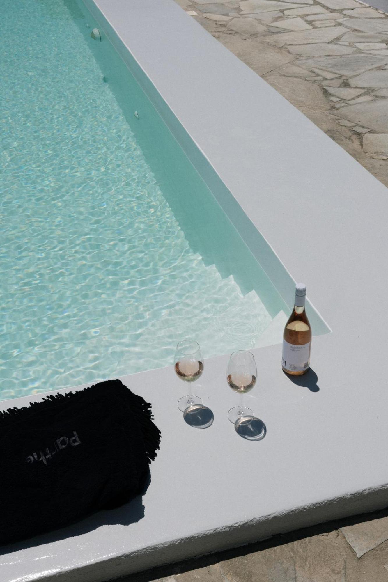Mykonos Supreme Comfort Suites & Villas Kalafatis Exterior photo
