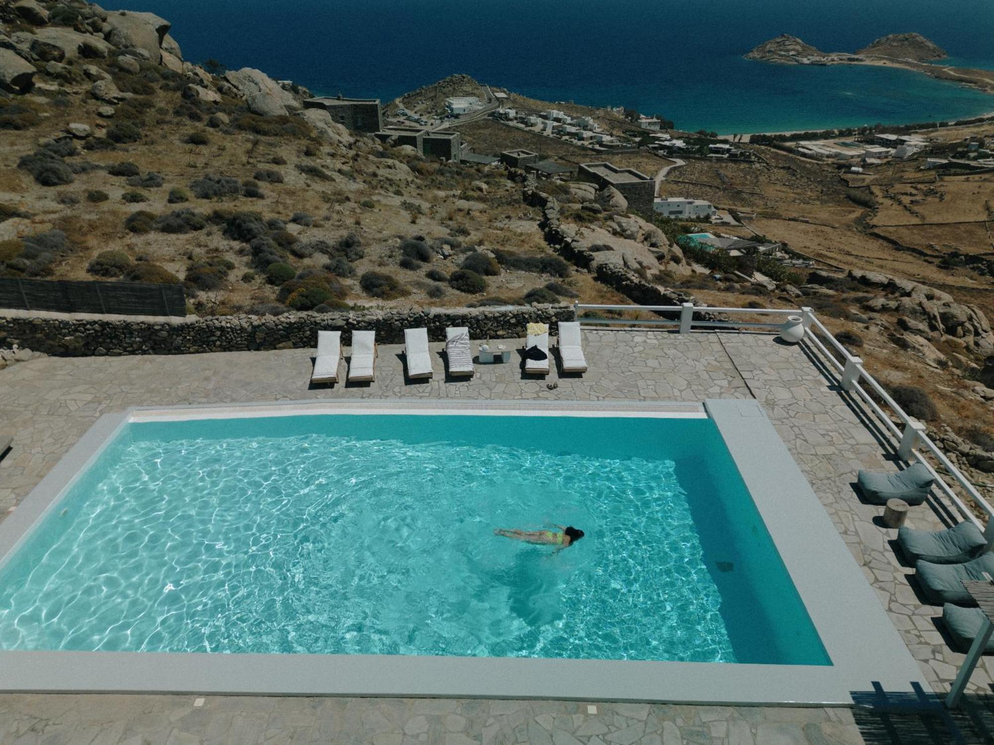 Mykonos Supreme Comfort Suites & Villas Kalafatis Exterior photo