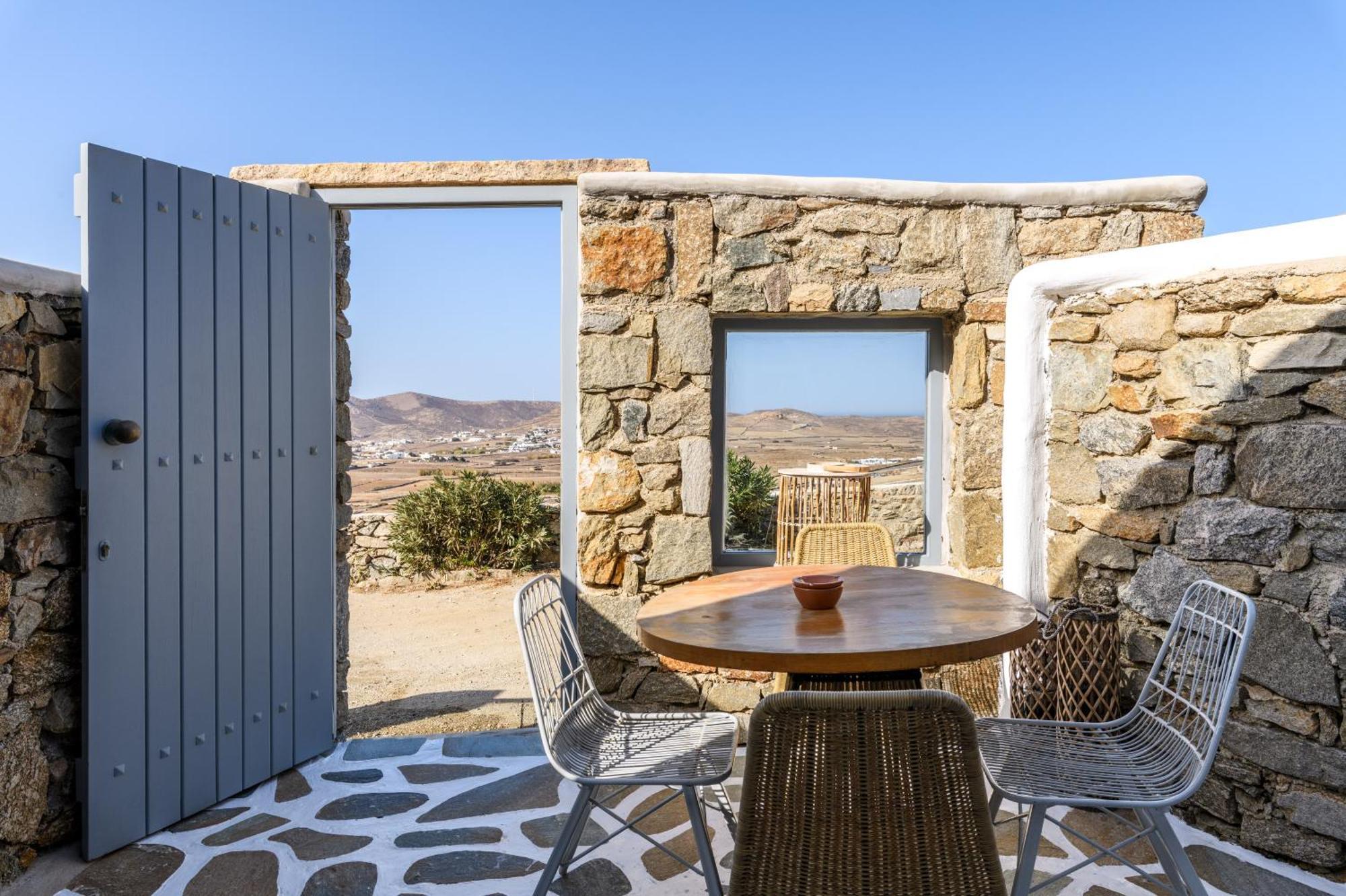 Mykonos Supreme Comfort Suites & Villas Kalafatis Exterior photo