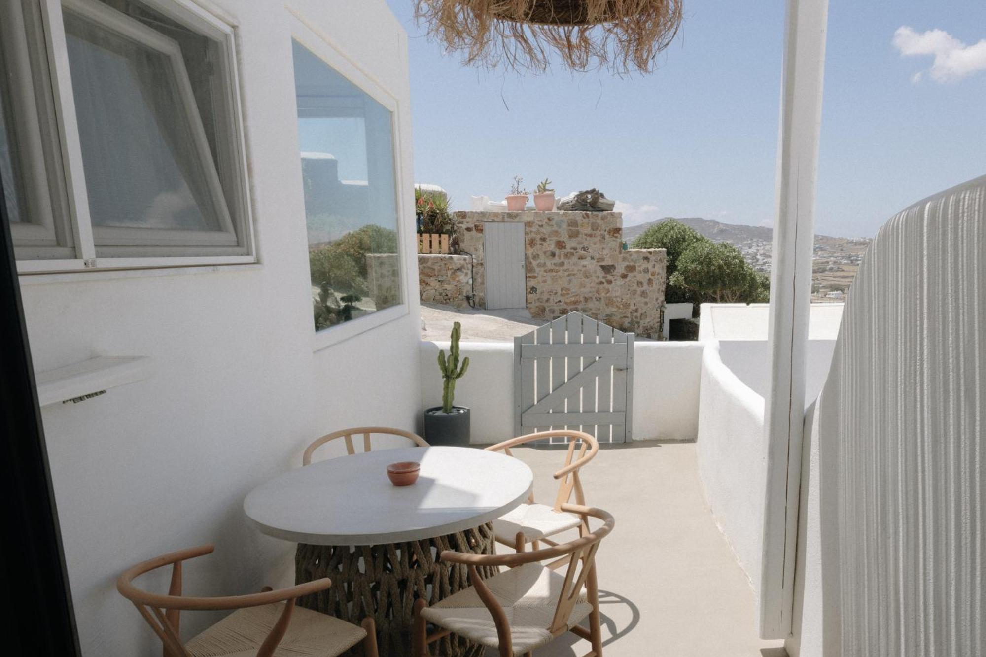 Mykonos Supreme Comfort Suites & Villas Kalafatis Exterior photo